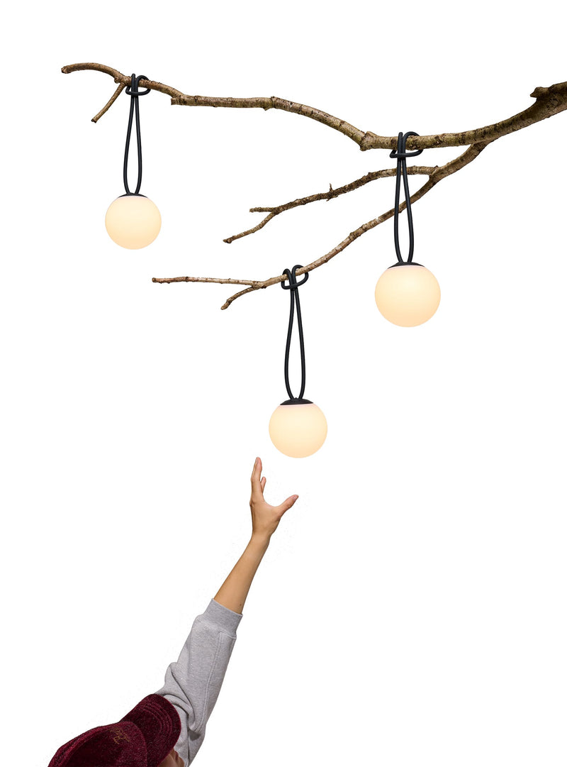 Légères, élégantes et portables, les Bolleke Mini transforment chaque coin en espace chaleureux.