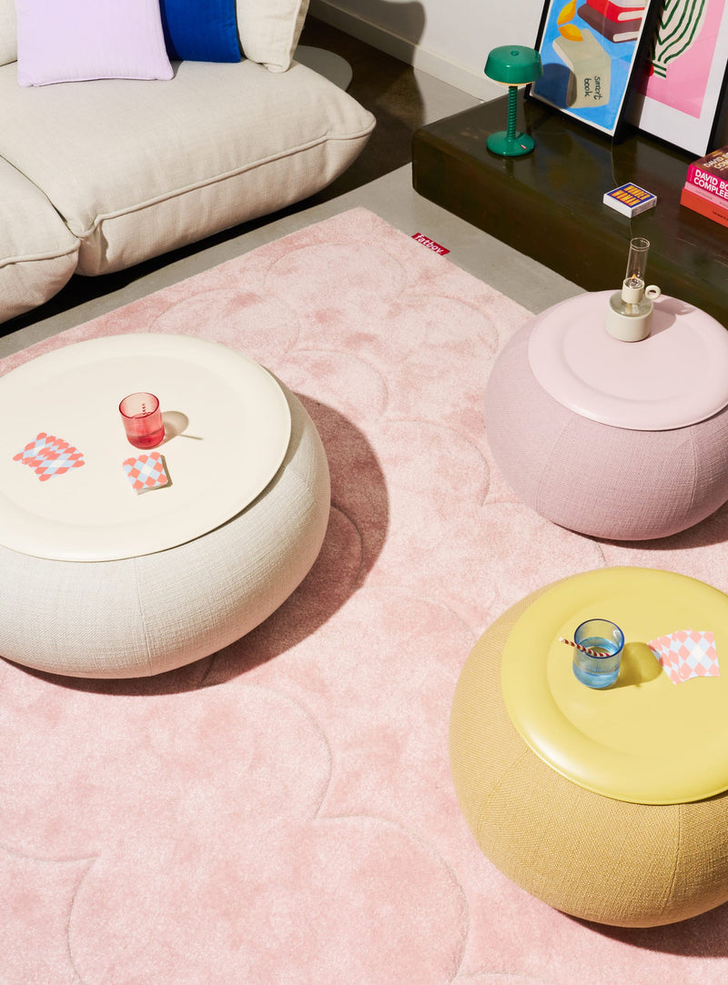 Tapis Bubble Carpet Fatboy : grand tapis intérieur au motif arrondi, pour un confort visuel et tactile dans les maisons canadiennes.