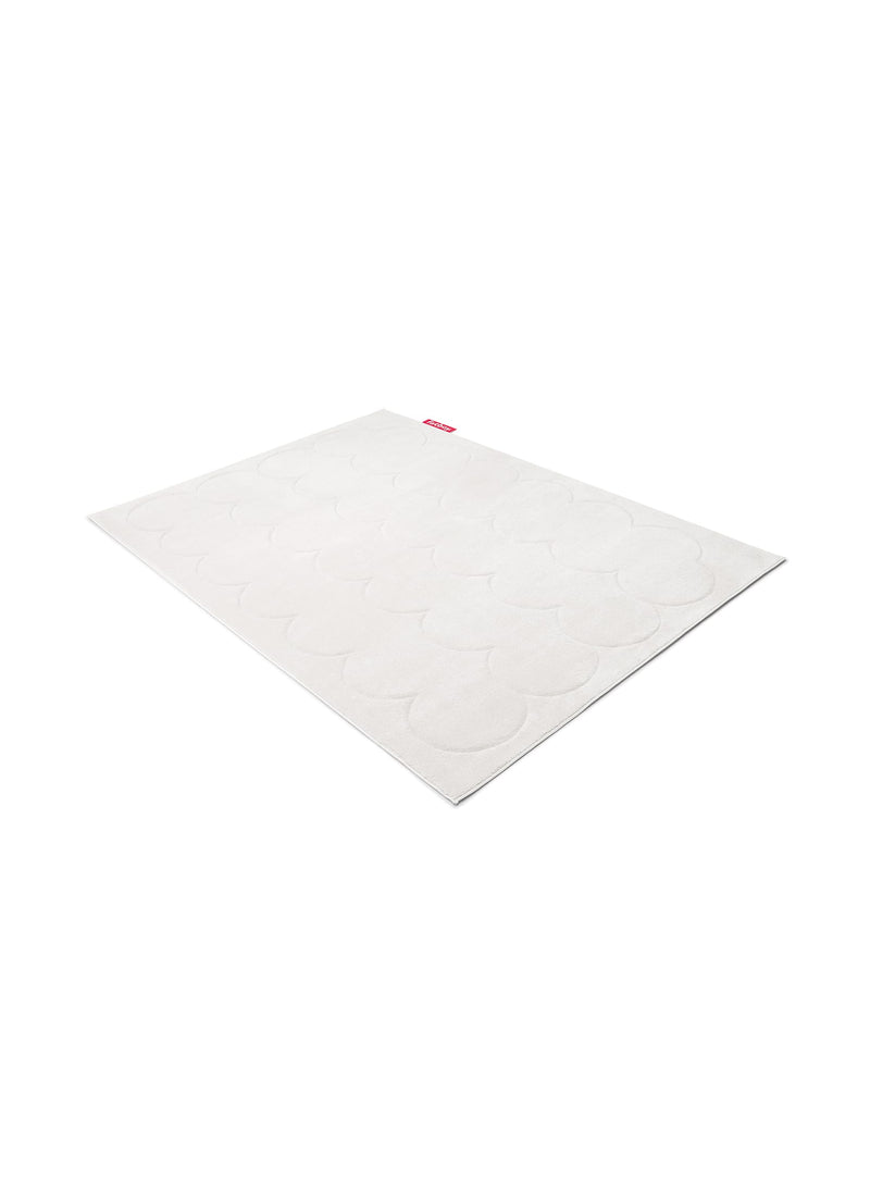 Grand tapis Fatboy Bubble Carpet : design de bulles ciselées et texture luxueuse, idéal pour les intérieurs sophistiqués au Canada.