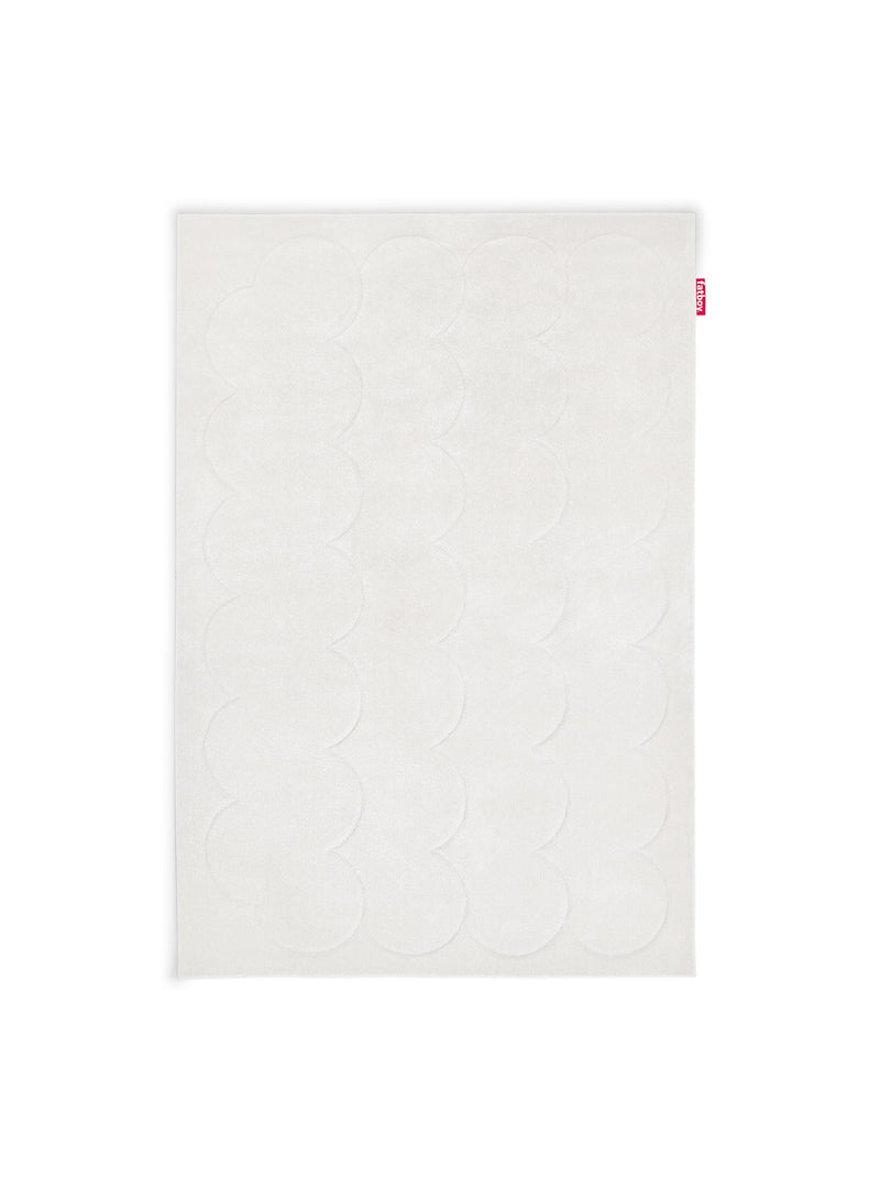 Tapis Bubble Carpet Vanilla Ice par Fatboy : grand tapis intérieur doux et élégant, design bulle chic, idéal pour les espaces canadiens.