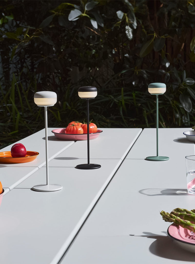 Lampe Cheerio Fatboy : en métal, sans fil et rechargeable, parfaite pour salons, terrasses et jardins au Canada.