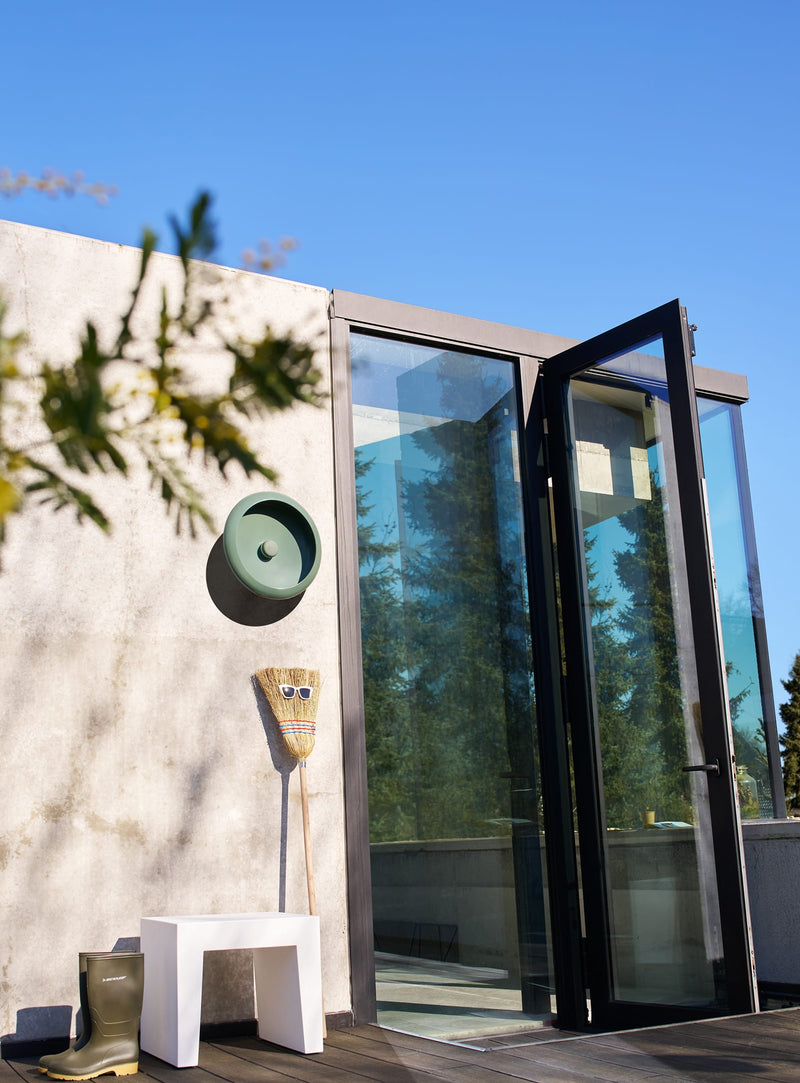 Tabouret Fatboy Concrete Seat : esthétique béton, stable avec option de remplissage, idéal pour l&