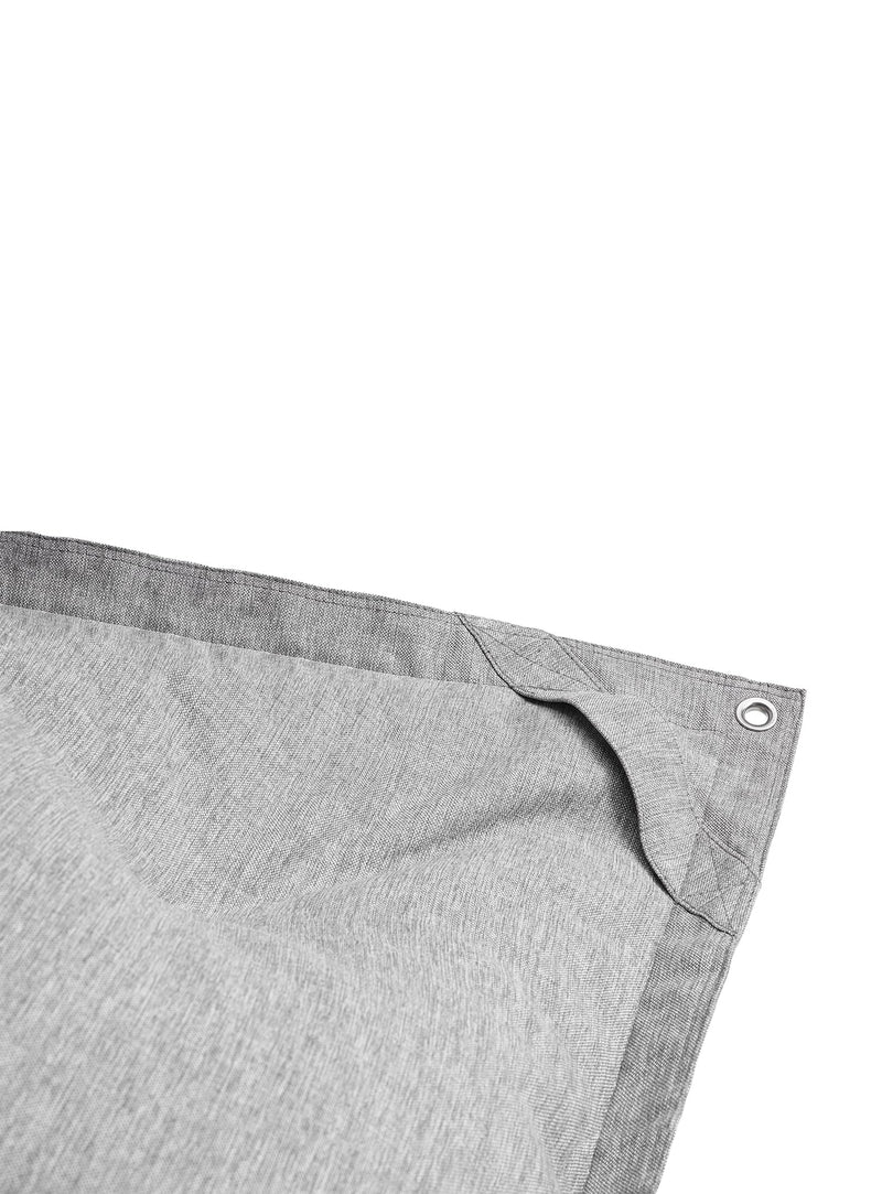 Optimisez votre détente avec les dimensions généreuses du Floatzac, parfait pour des moments solo ou partagés en flottaison.