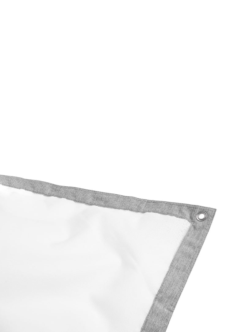 Résistant aux taches et facile à nettoyer, le Floatzac reste impeccable saison après saison.