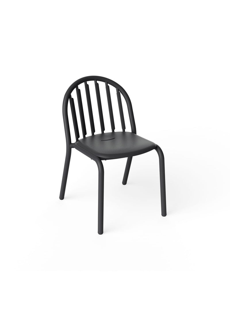 Chaise Fred en anthracite par Fatboy – chaise bistro en aluminium, résistante aux UV et intempéries, empilable, idéale pour patios et jardins.