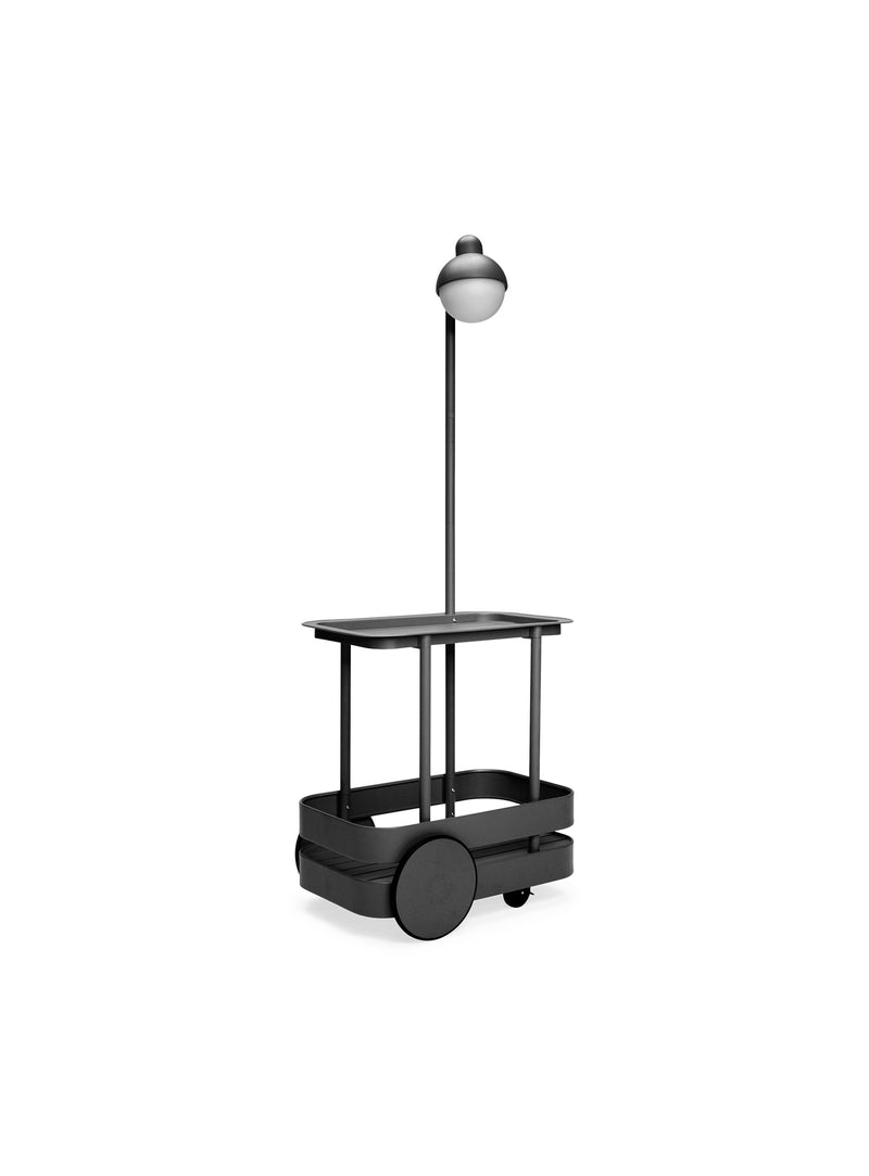 Chariot Jolly Trolley de Fatboy en anthracite : bar mobile polyvalent en aluminium avec plateau amovible, lampe LED intégrée et design résistant aux intempéries.