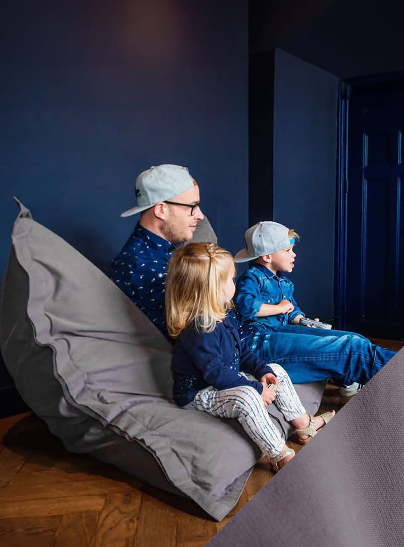 Plongez dans la détente avec le Fatboy Original Stonewashed, un pouf en coton tout doux qui apporte confort et style à vos espaces intérieurs.