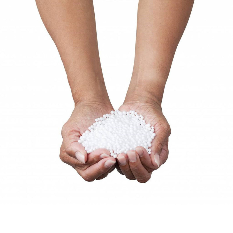 Kit de remplissage Fatboy au Canada, conçu pour ajuster le confort des poufs avec des billes EPS de haute qualité, pratique et écologique.