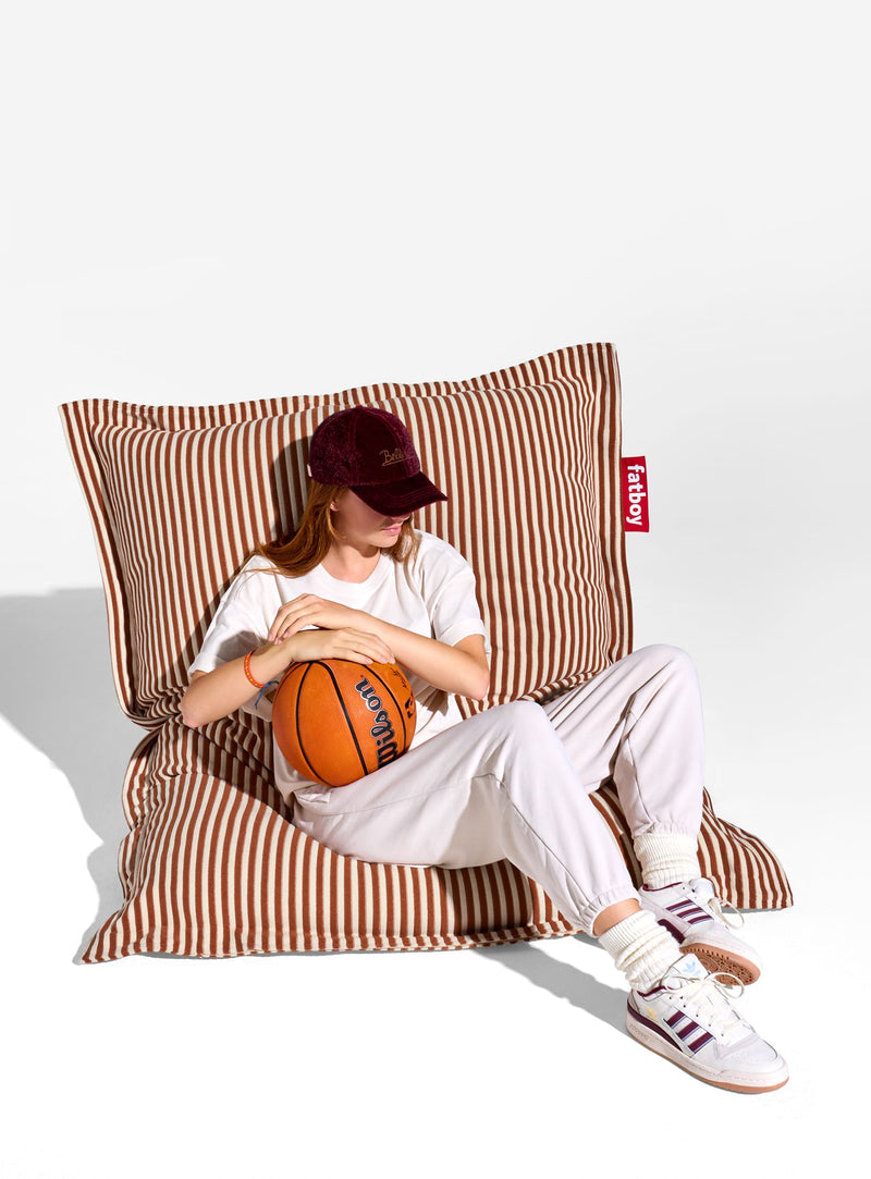 Ultra-doux et compact, le Slim Terry offre un confort et un style incomparables, idéal pour se détendre dans n&