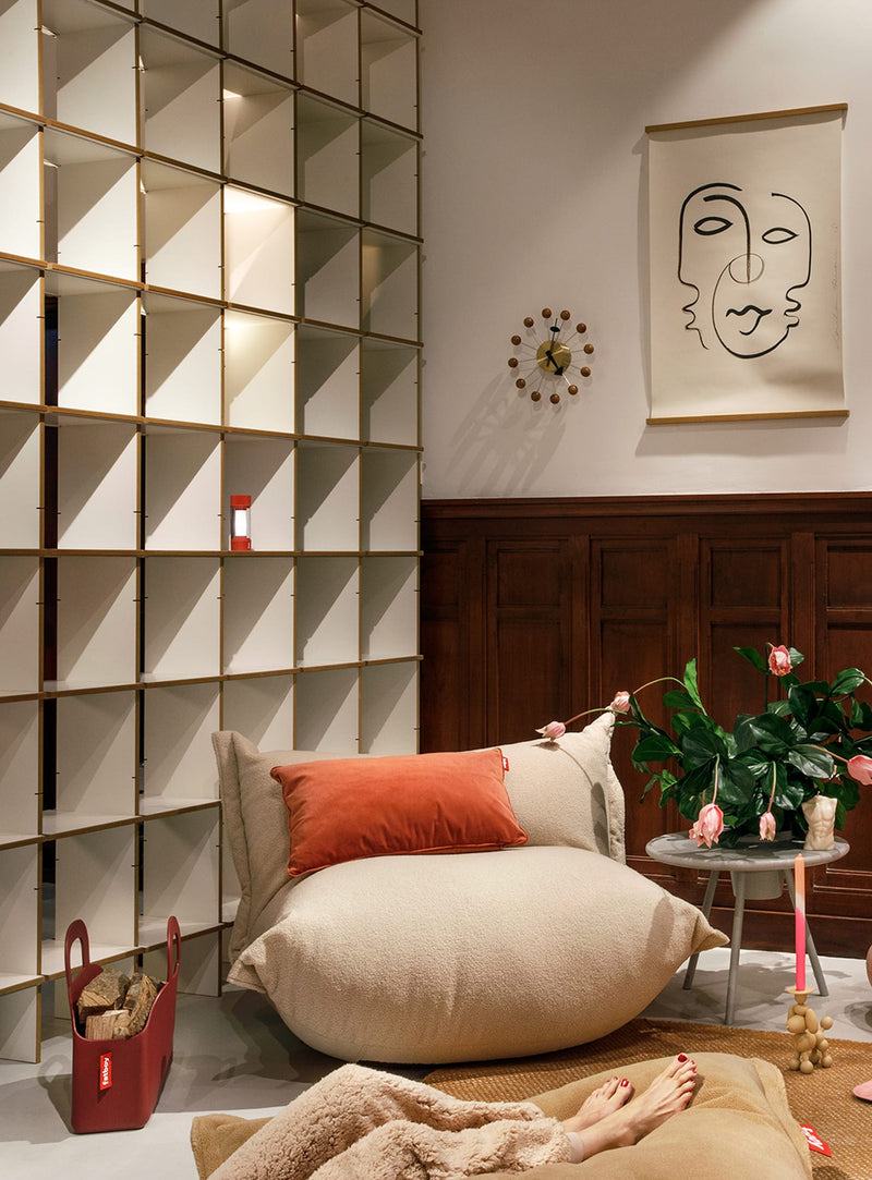 The BonBaron Sherpa : fauteuil Fatboy luxueux, tissu façon peau de mouton et dossier réglable, idéal pour relaxation au Canada.