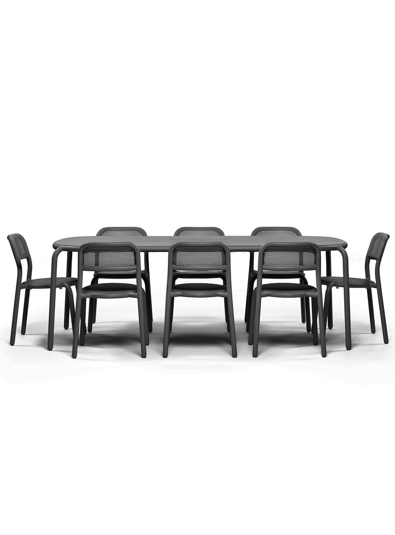 Ensemble repas extérieur Toní 8 places en anthracite par Fatboy — table Tablo et huit chaises en aluminium pour cour-arrière, jardin ou terrasse.