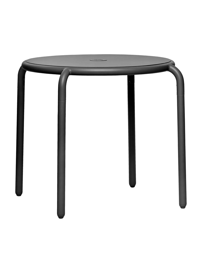 Table Toní Bistreau de Fatboy en anthracite : élégante table de bistrot ronde, 2 à 4 personnes, résistante aux intempéries, idéale pour repas extérieurs au Canada.