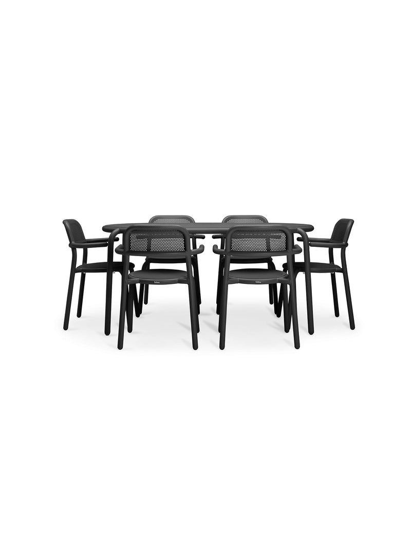 Fatboy Toní Tavolo : table certifiée UL 4041, idéale pour 6 personnes, conçue pour le confort et le style dans tout espace extérieur.