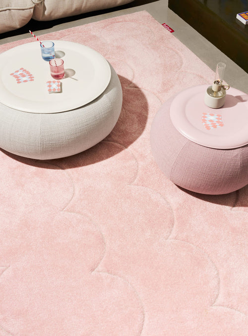 Tapis Bubble Carpet de Fatboy : grand tapis design avec texture douce et motif bulle, idéal pour les intérieurs chics au Canada.