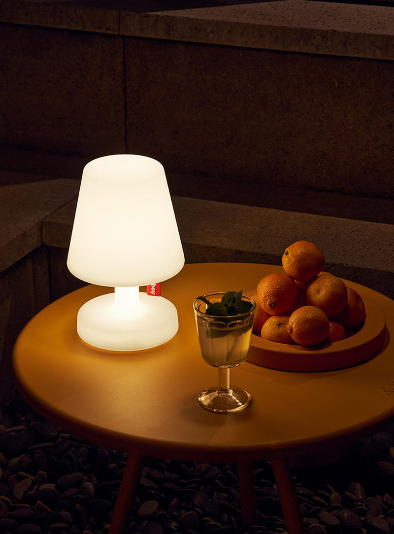 Fatboy Edison the Petit : lampe de table LED sans fil, avec intensité réglable et autonomie jusqu&