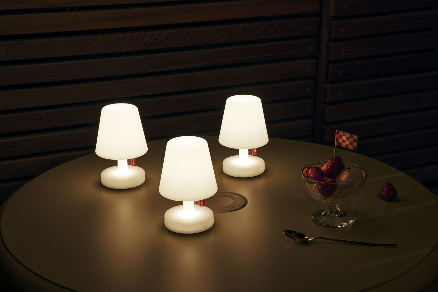 Mini lampes de table portables Fatboy : Ensemble de trois lampes à éclairage doux, luminosité réglable et utilisation polyvalente pour tous les espaces de la maison.