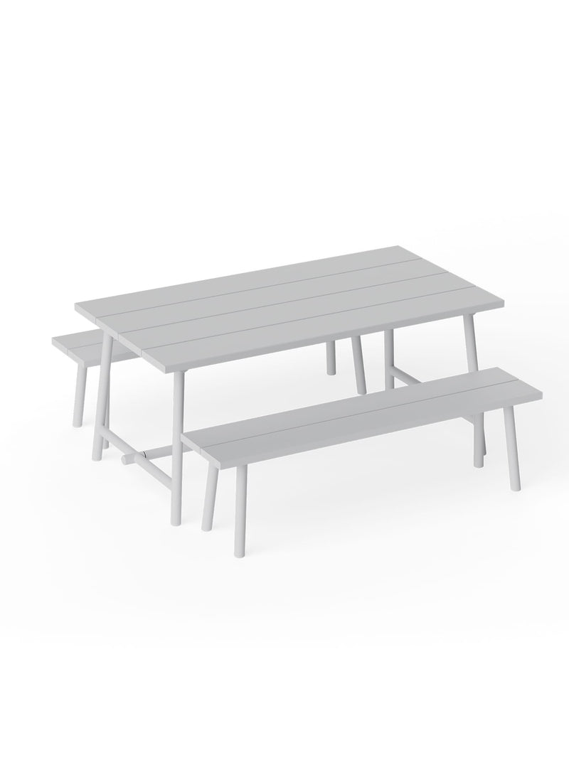 Une table moyenne Fred&