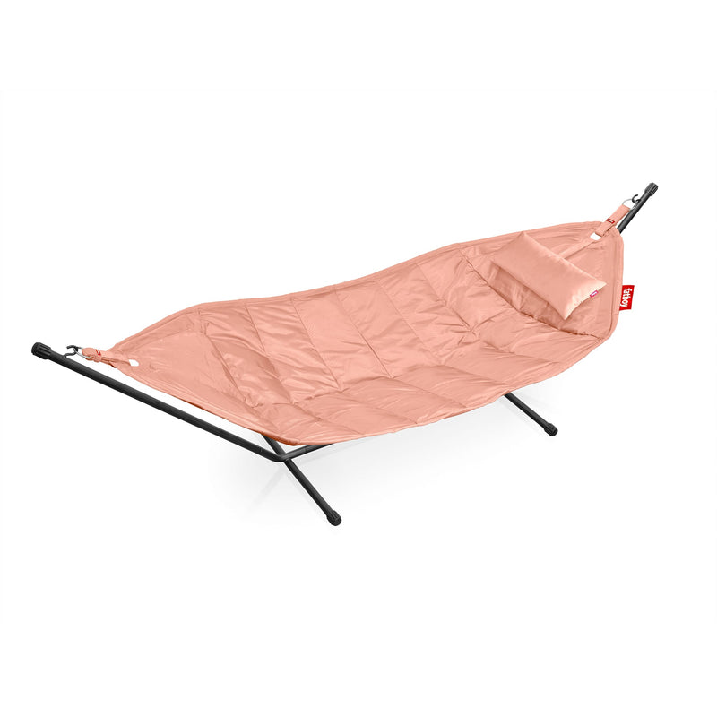 Hamac Fatboy Headdemock Deluxe rose Pink Shrimp : design autoportant, luxe résistant aux intempéries pour les jardins canadiens.