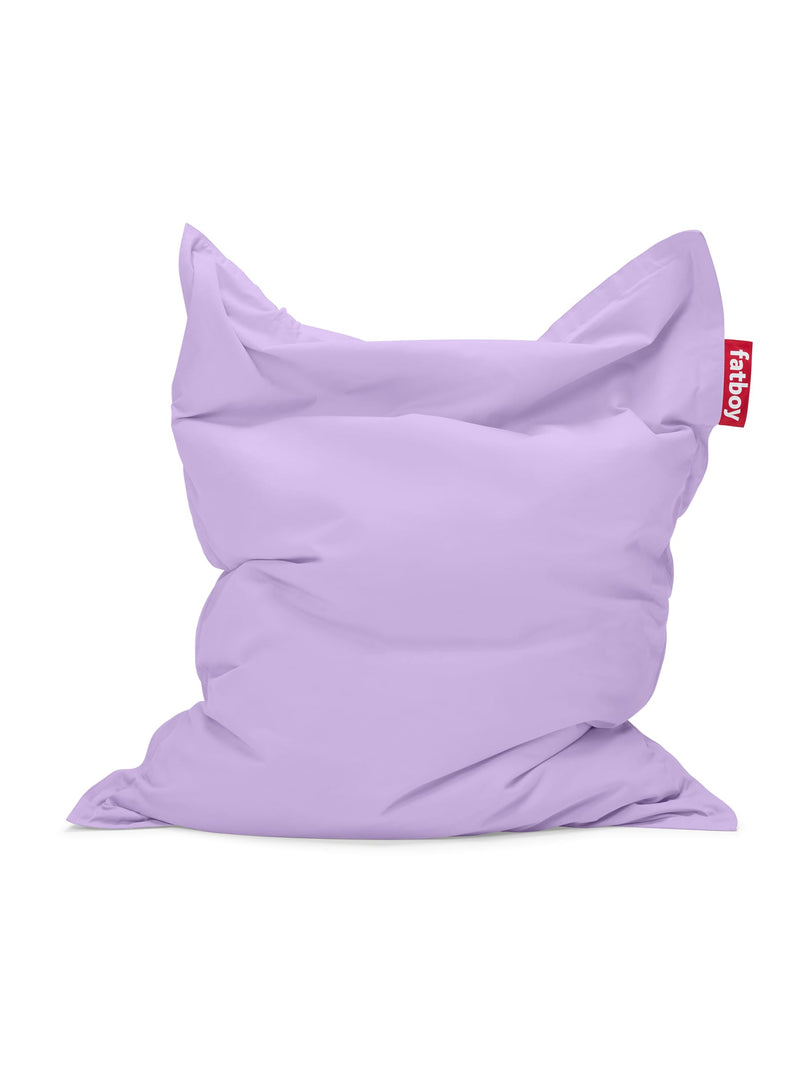 Pouf Original Stonewashed lilas de Fatboy : en coton doux, style denim délavé, parfait pour un confort intérieur élégant au Canada.