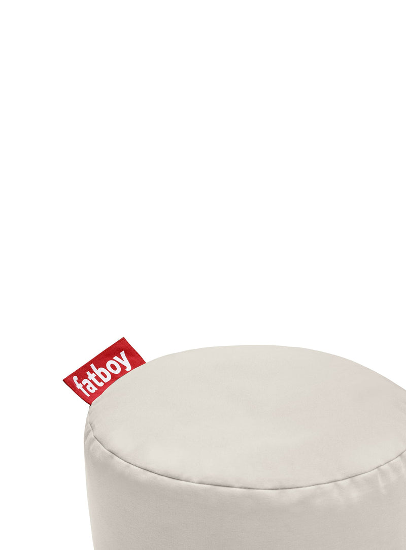 Ottoman Point Stonewashed gris argent de Fatboy : pouf compact en coton doux, durable et élégant, parfait pour un usage intérieur au Canada.