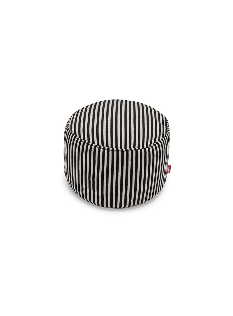 Pouf Fatboy Point Terry Black Cream en tissu éponge rayé polyvalent siège repose-pieds ou table d’appoint durable.