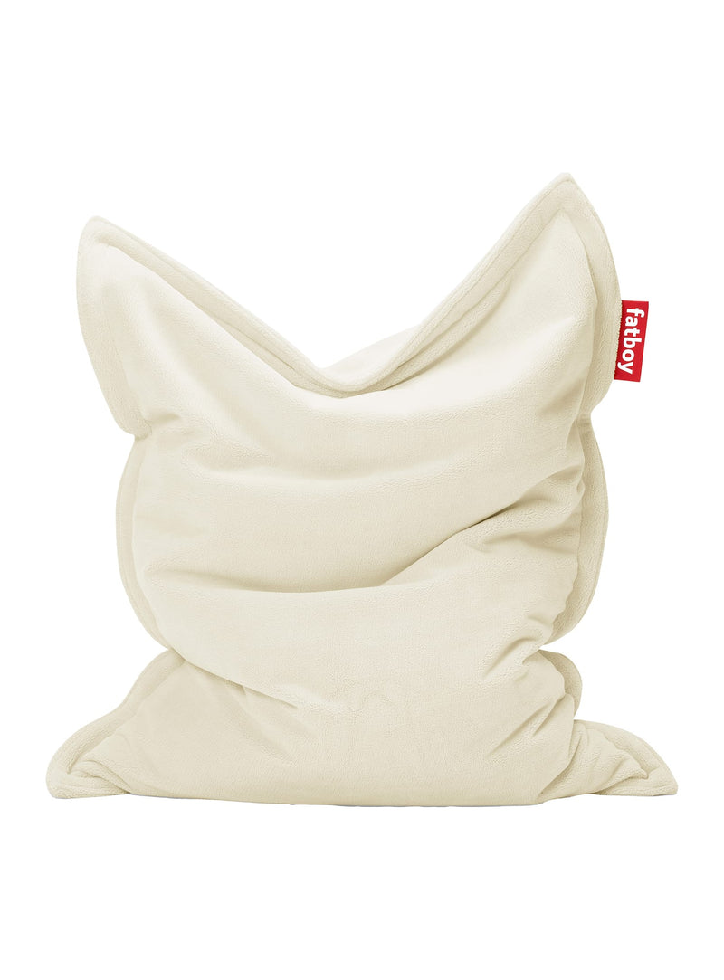 Pouf Slim Teddy blanc cassé de Fatboy : ultra-doux en tissu pelucheux, idéal pour un confort durable et cosy dans les intérieurs canadiens.