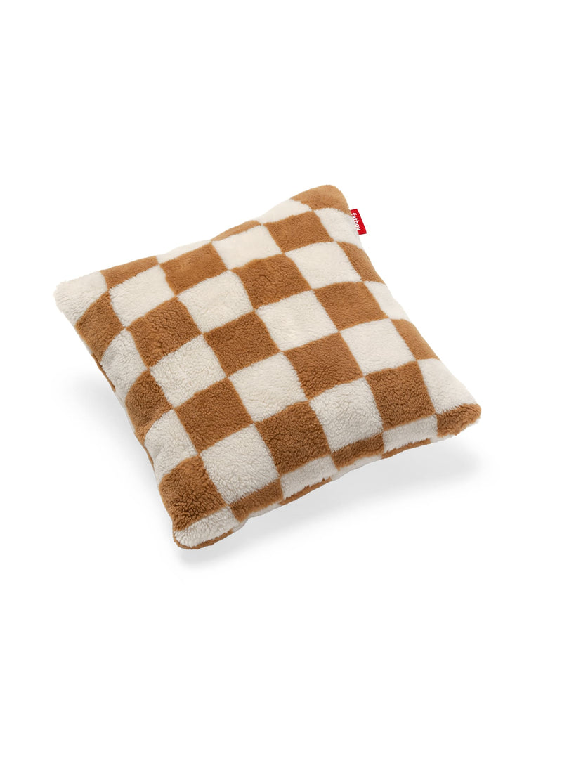 Coussin Fatboy Square Teddy Chess en Almond Cream. Coussin à carreaux 50 x 50 cm en tissu teddy ultra-doux pour la décoration d&