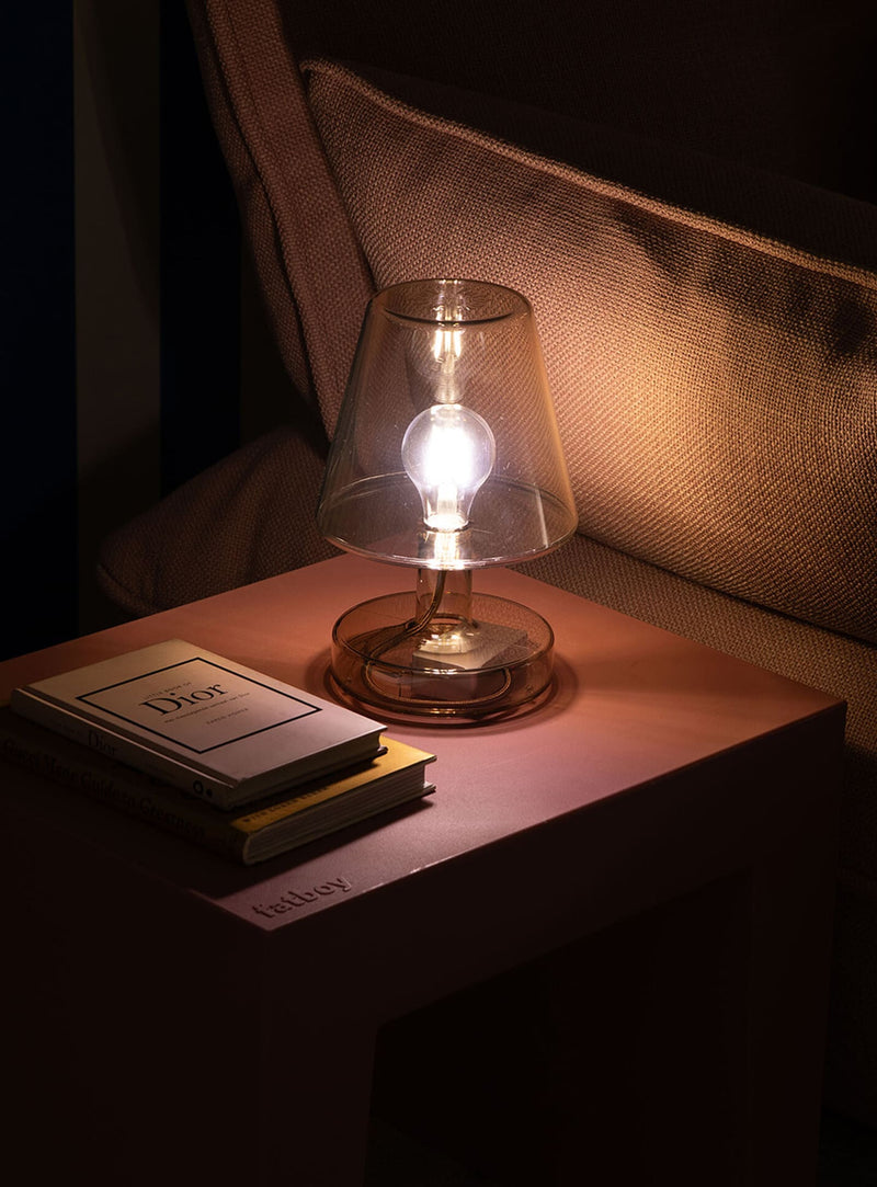 Fatboy Transloetje : lampe de table LED moderne et sans fil, avec intensité réglable, idéale pour créer une ambiance chaleureuse au Canada.